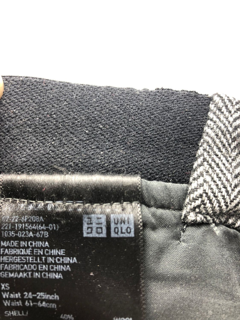 Pantalon droit en laine Uniqlo
